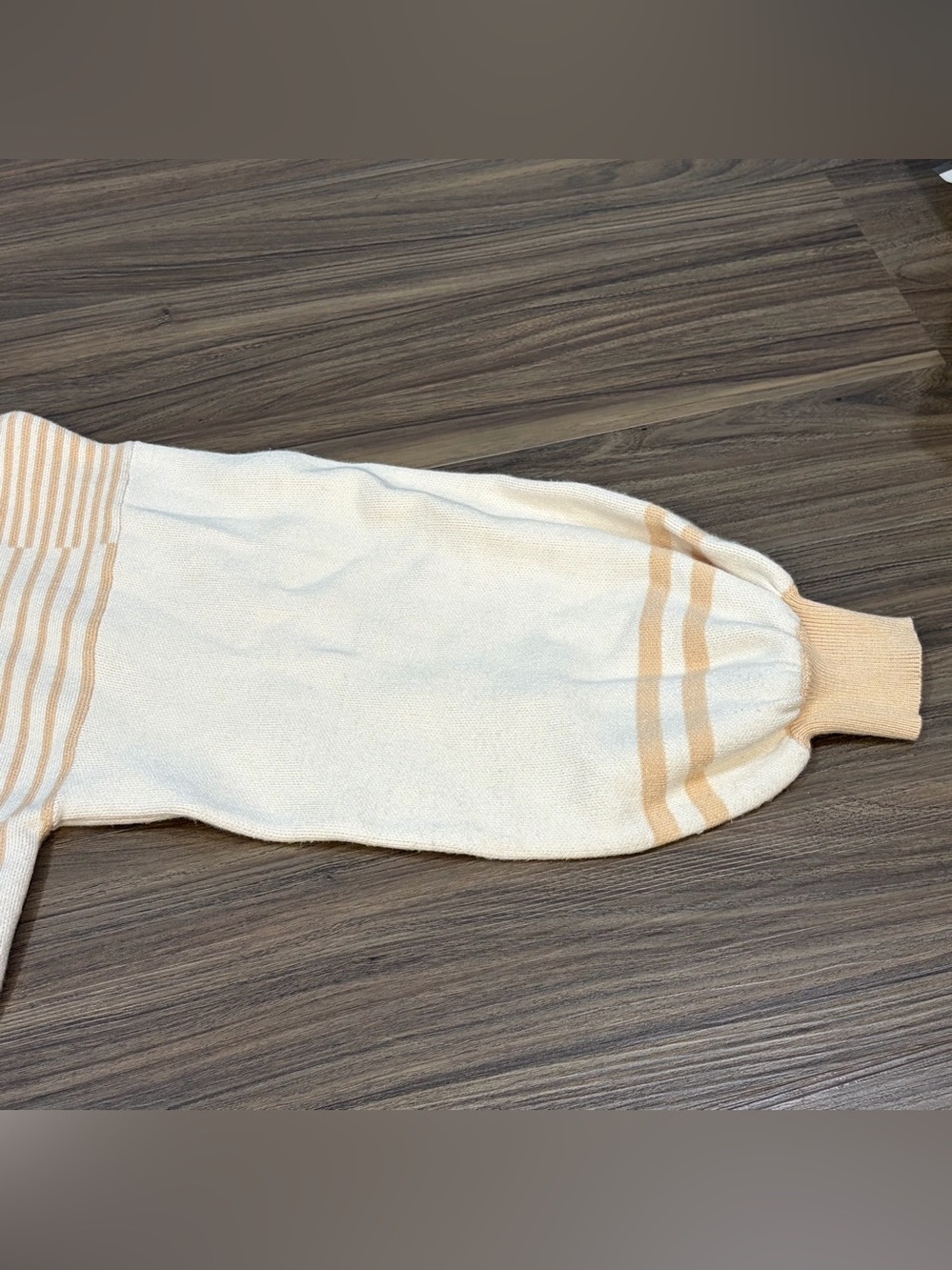 Philosophy Republic Clothing Tan White Striped Oversized Cropped Sweater Sz XS - Picture 6 of 16